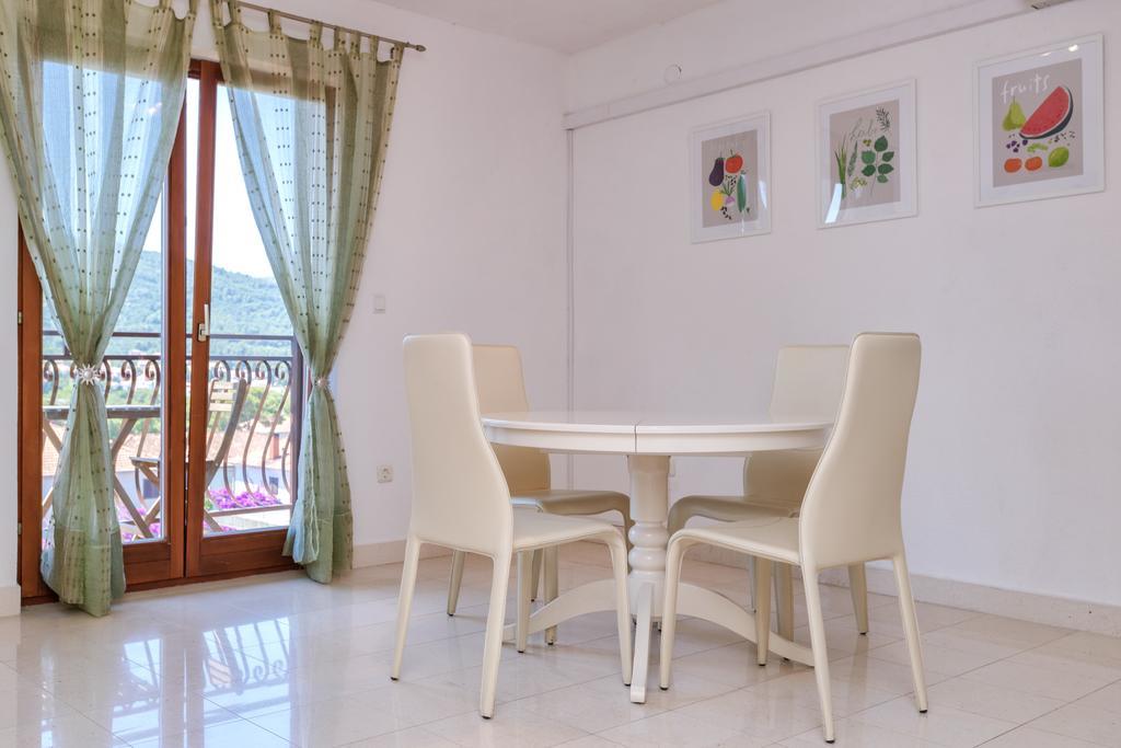 Mi Apartment Stari Grad  Exterior photo