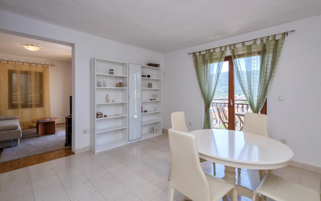 Mi Apartment Stari Grad  Exterior photo